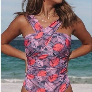 Beachsissi New Leaf Print Criss Cross One Piece Flattering Slimming Swim Suit XL